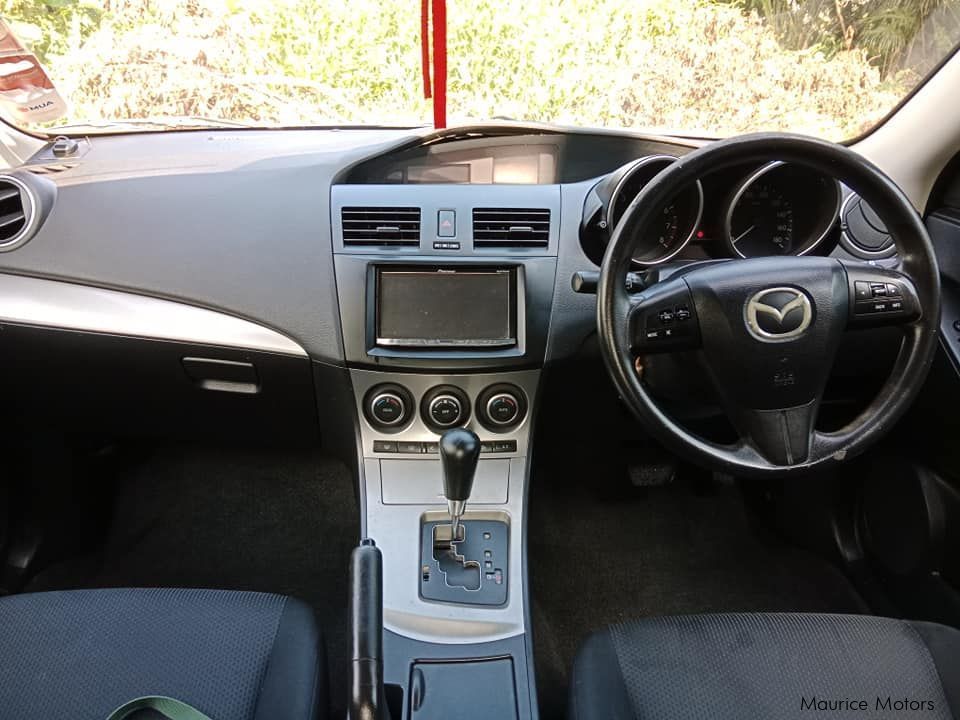 Mazda AXELA [AUTOMATIC] in Mauritius